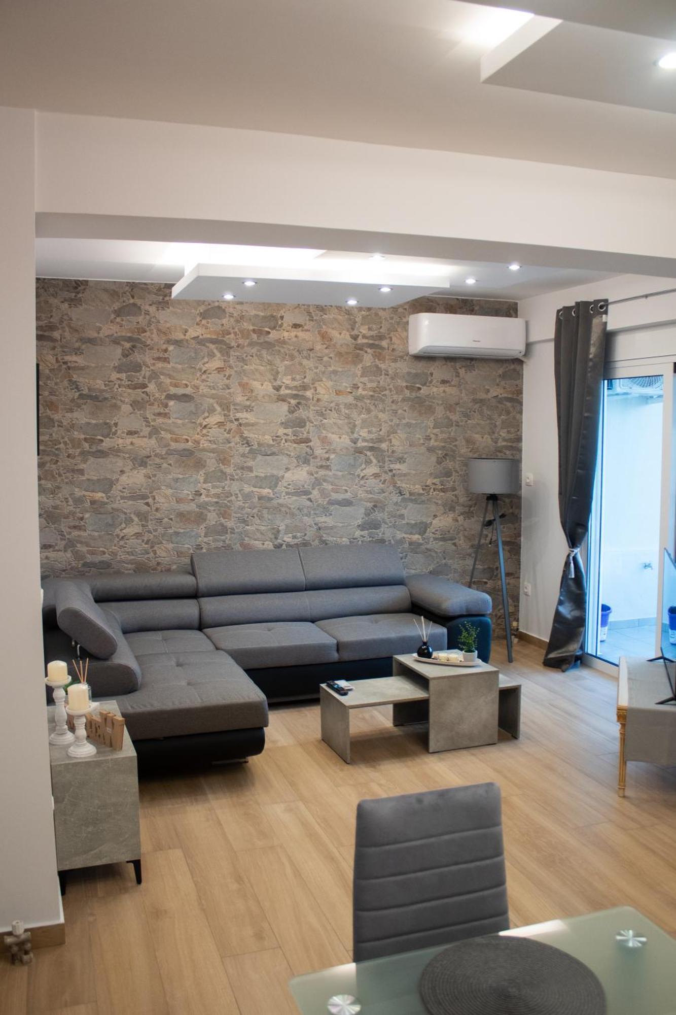 Giakost Apartments V Near Airport Ártemida Kültér fotó